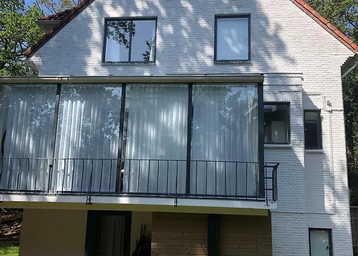 Bright Family On Dune In Vila *